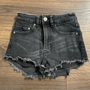 Juniors H&M Divided Black Jean Shorts 0